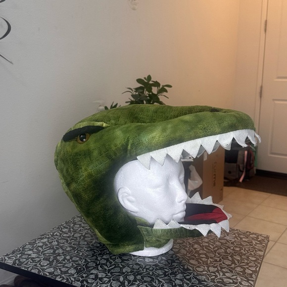 Pottery Barn Kids Green and White Dino Headpiece - Picture 6 of 6